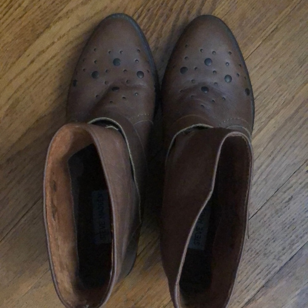 Size 8 Steve Madden boots